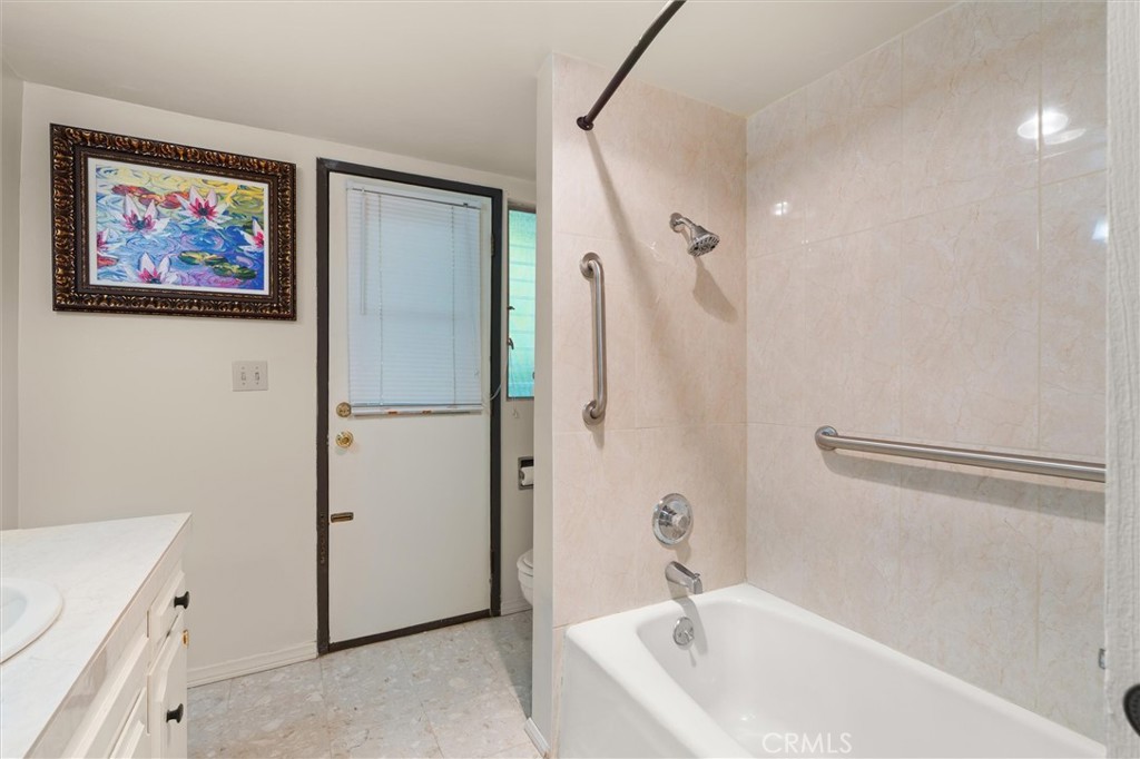 26 Coolwater Road Property Photo 22