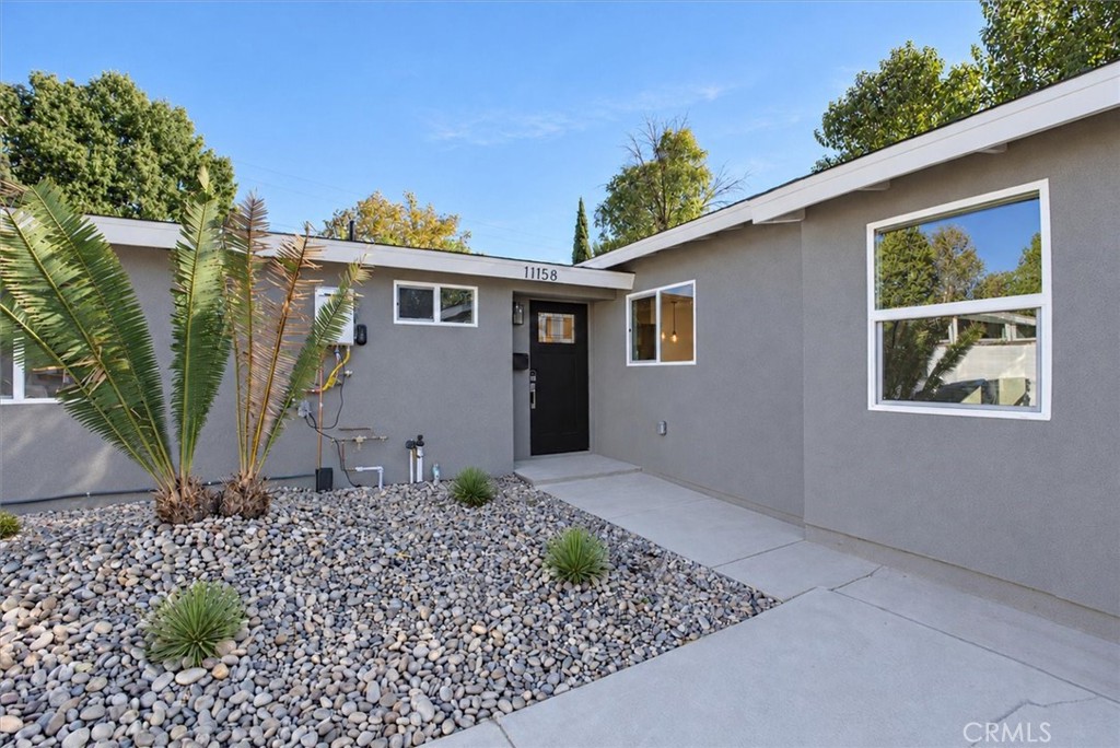 11158 Orion Ave Property Photo 1