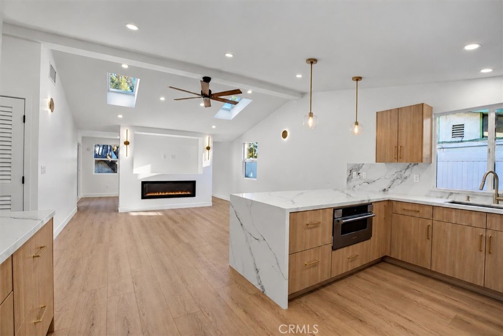 11158 Orion Ave Property Photo 19