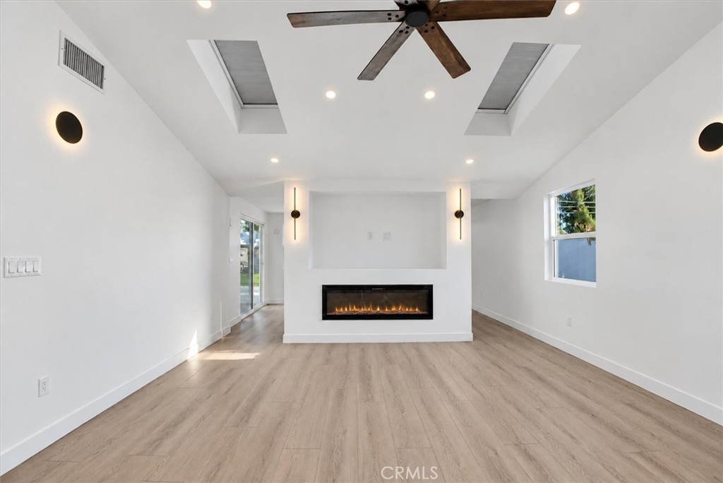 11158 Orion Ave Property Photo 22