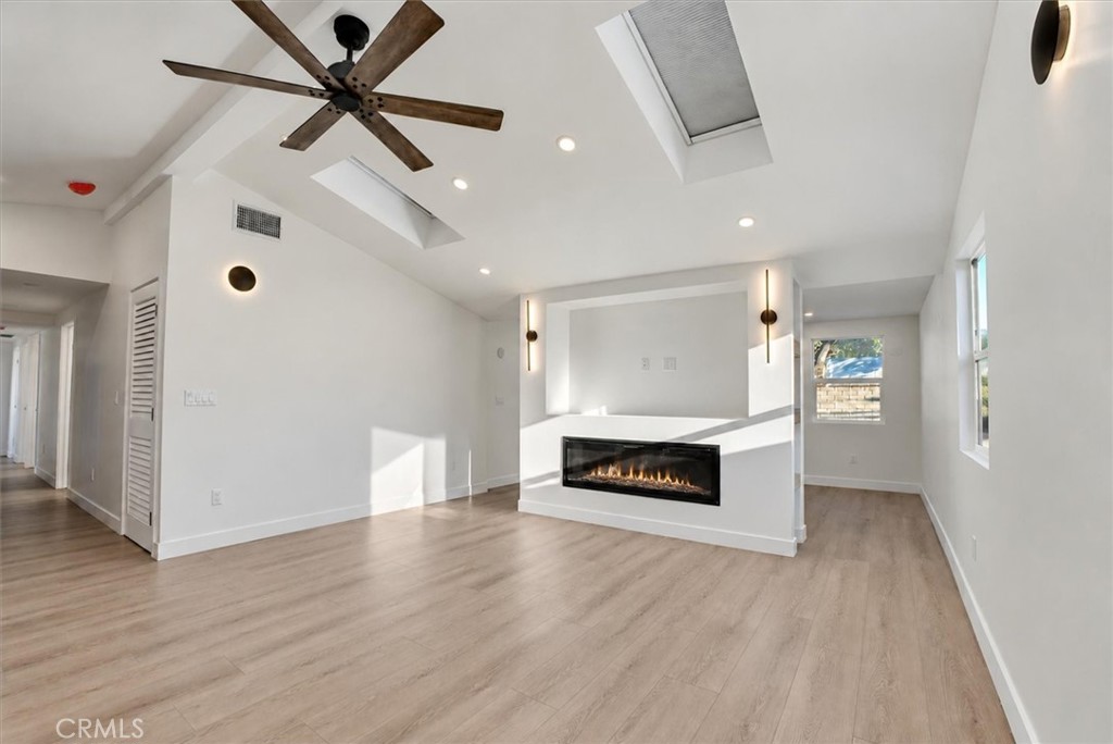 11158 Orion Ave Property Photo 24