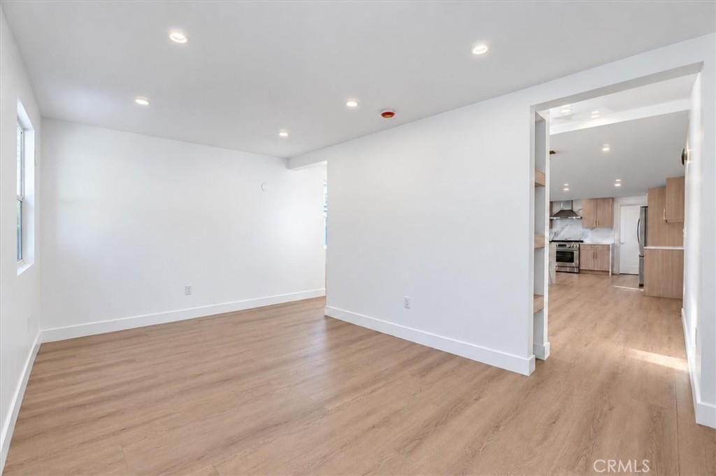 11158 Orion Ave Property Photo 25