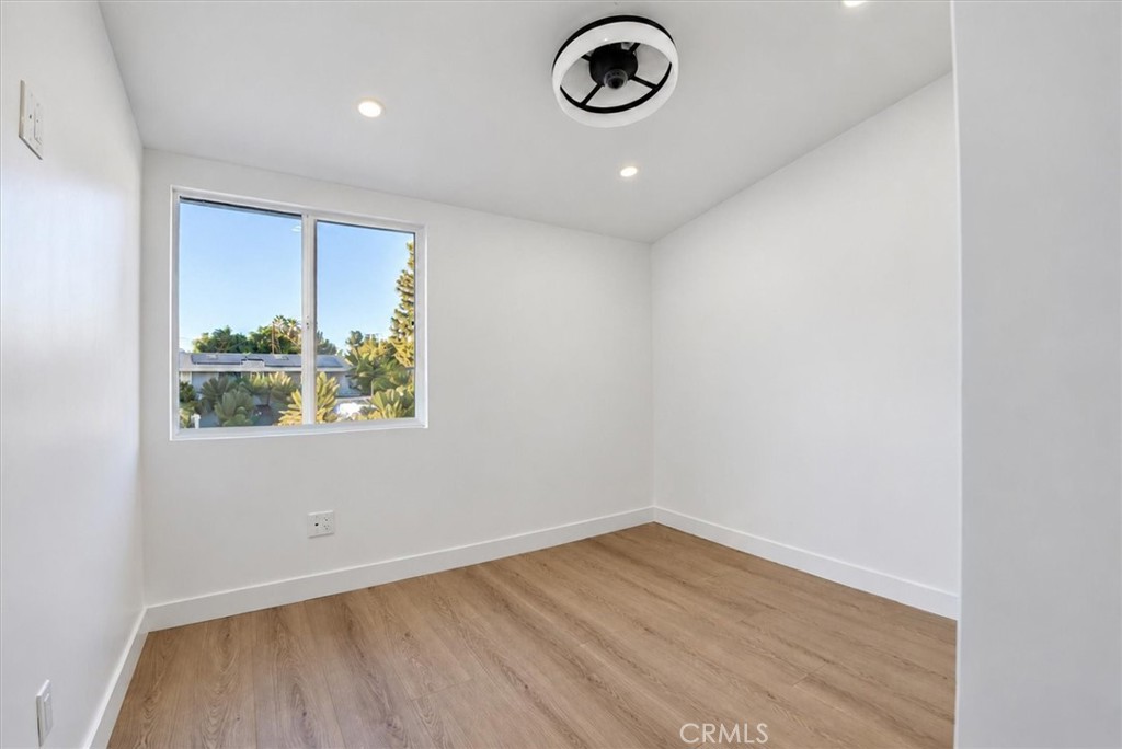 11158 Orion Ave Property Photo 39