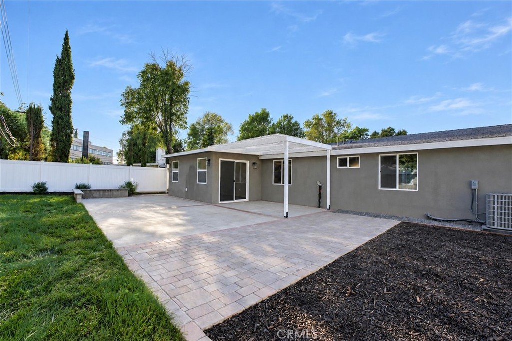 11158 Orion Ave Property Photo 43