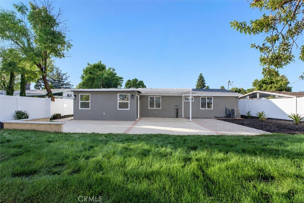 11158 Orion Ave Property Photo 44