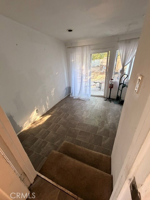 6718 Varna Avenue Property Photo 13
