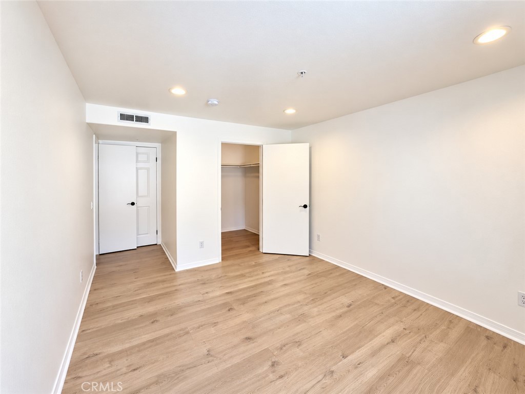17735 Kinzie Property Photo 13