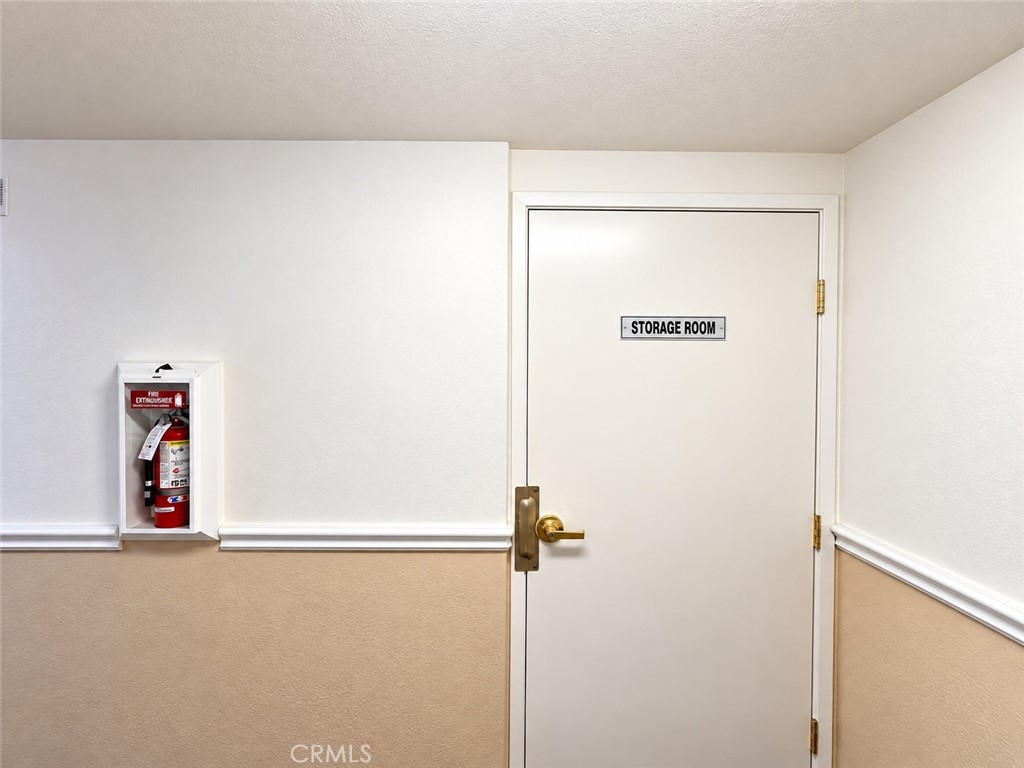 17735 Kinzie Property Photo 23