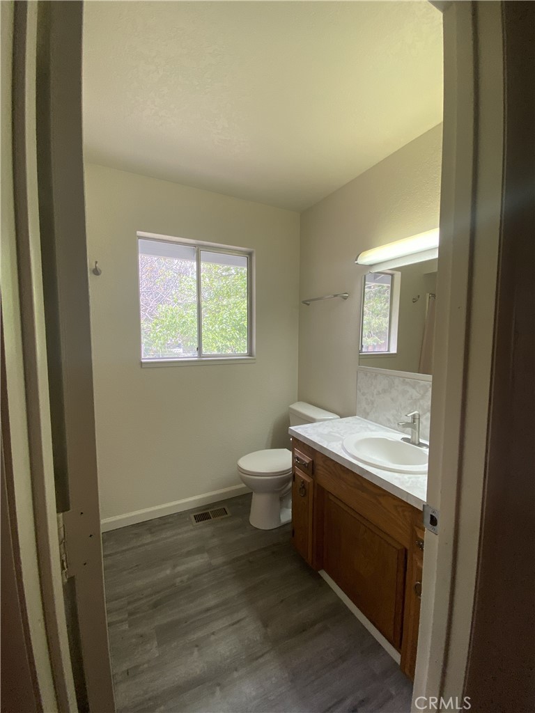 1355 2nd Street Property Photo 8