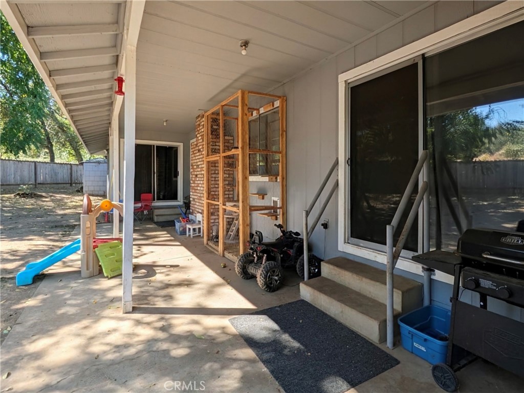 1355 2nd Street Property Photo 14