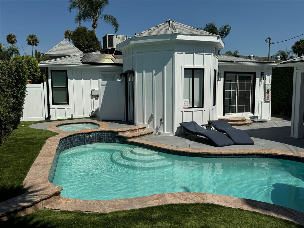 1207 Greenacre Avenue Property Photo 1