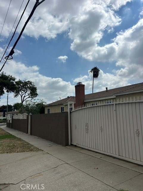 1301 S Castlegate Property Photo 10