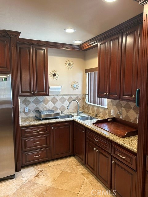 1301 S Castlegate Property Photo 24