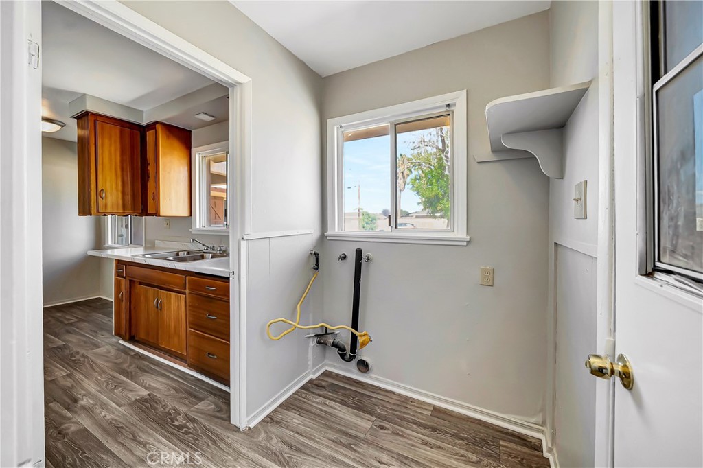 1438 W Avenue H-14 Property Photo 16