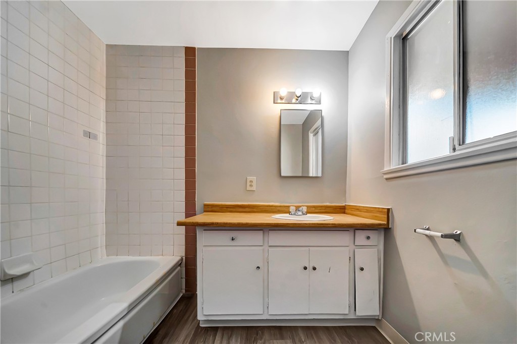 1438 W Avenue H-14 Property Photo 22