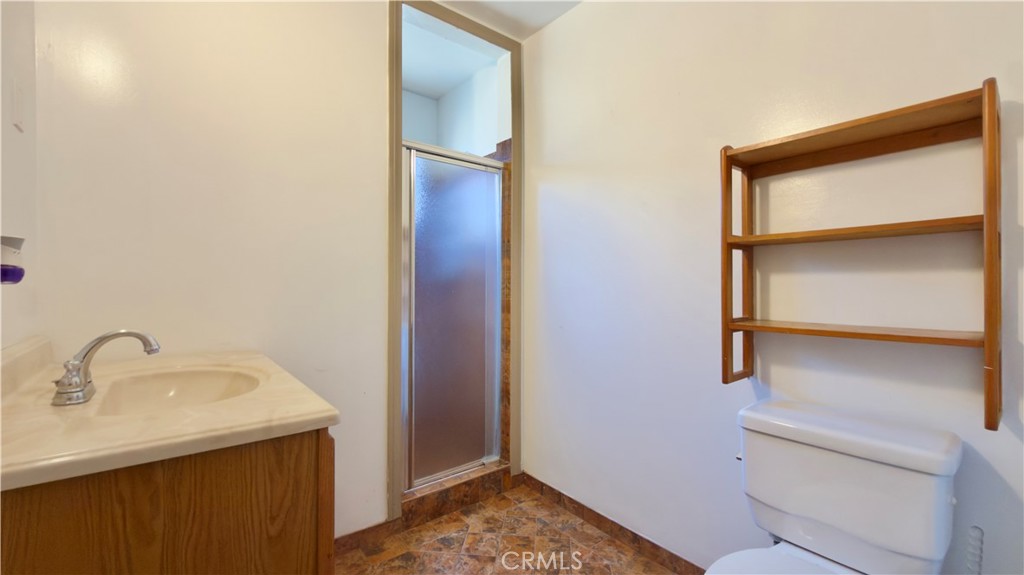 10416 Cayuga Property Photo 9