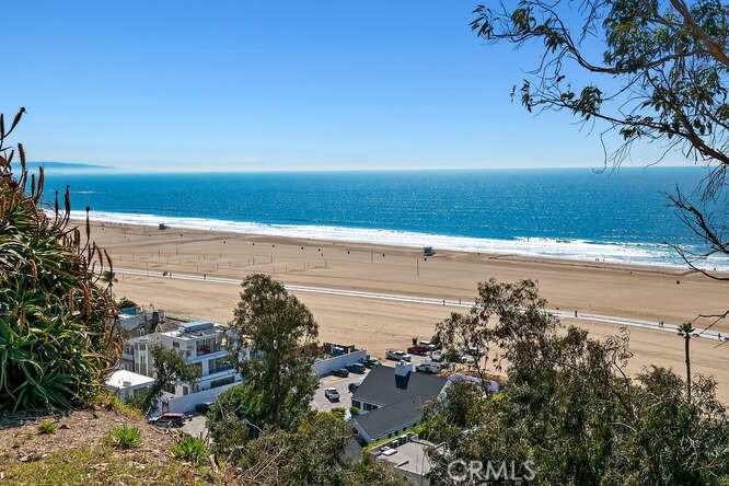 515 San Vicente D Property Photo 17