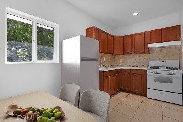 5794 Fairhaven Avenue Property Photo 15
