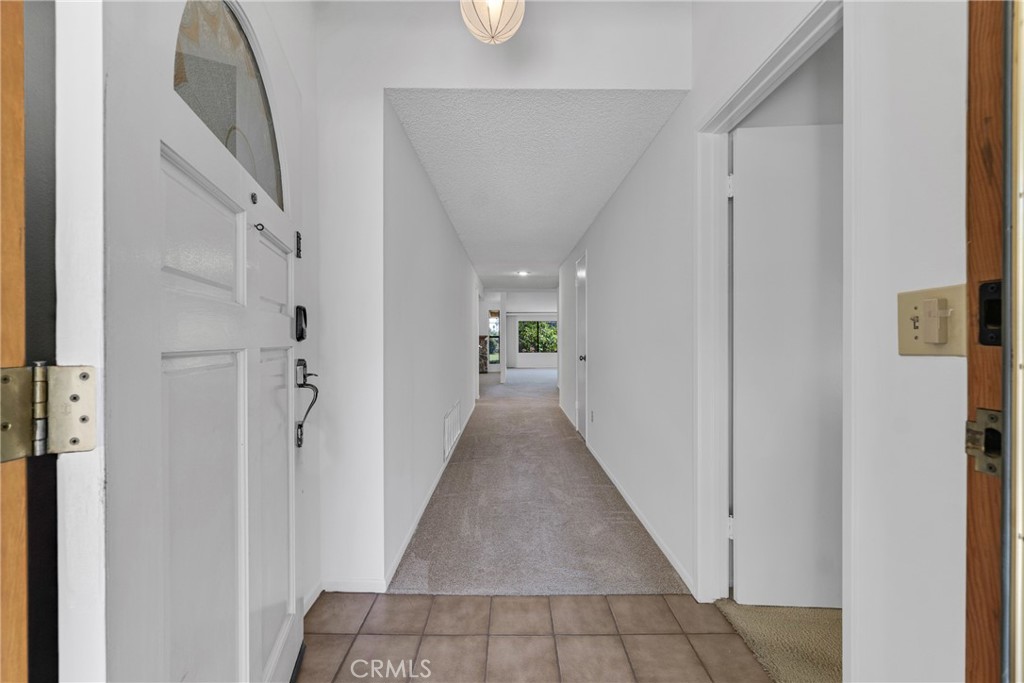 17512 Tuscan Drive Property Photo 3