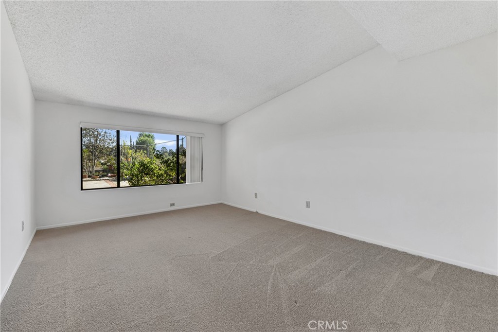 17512 Tuscan Drive Property Photo 26