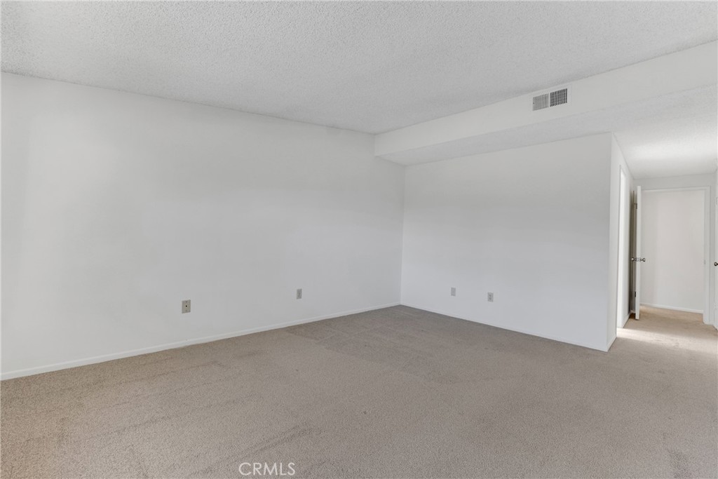 17512 Tuscan Drive Property Photo 27