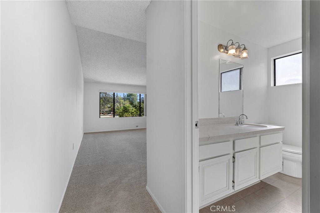 17512 Tuscan Drive Property Photo 30