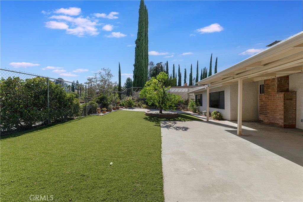 17512 Tuscan Drive Property Photo 46
