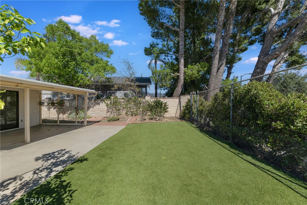 17512 Tuscan Drive Property Photo 48