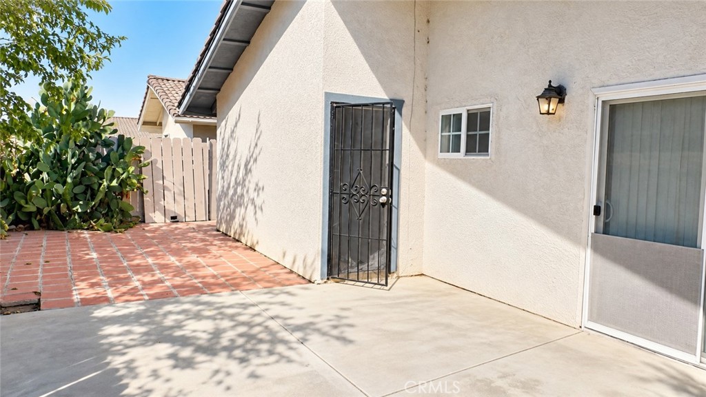 21125 Conklin Property Photo 14