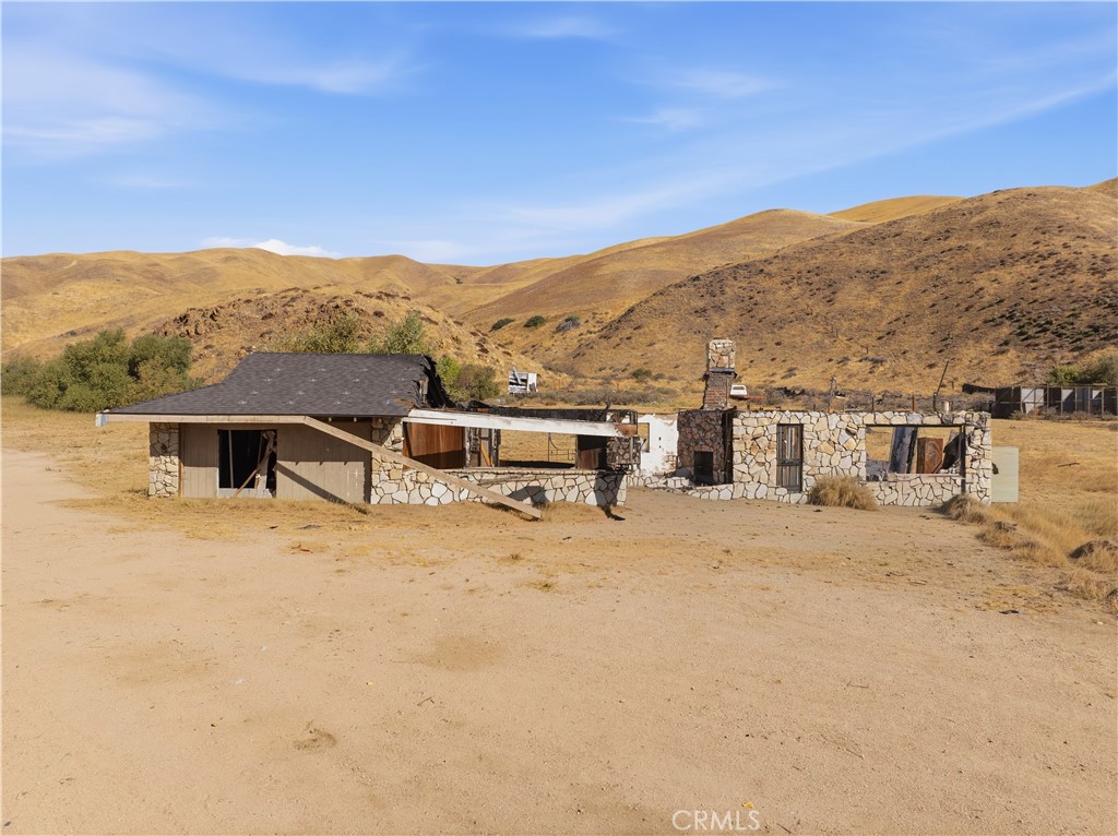 38101 Gorman Post Road Property Photo 1