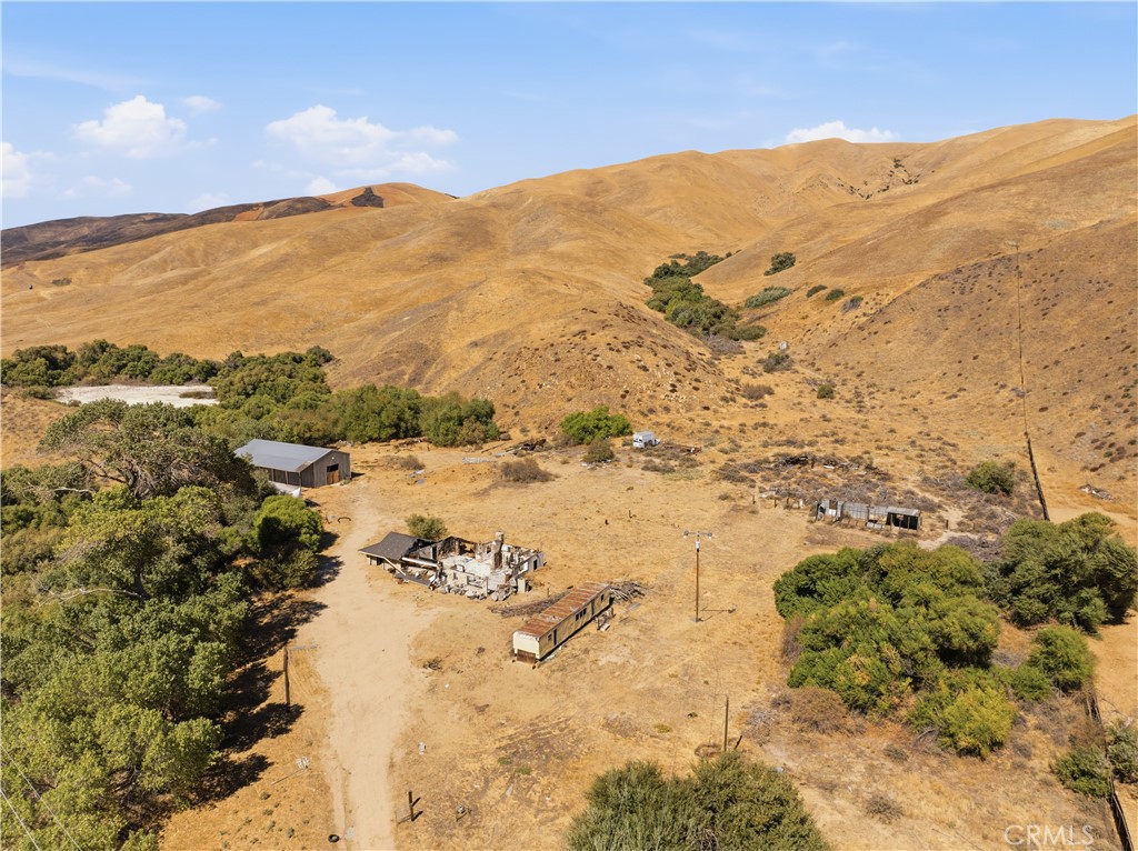 38101 Gorman Post Road Property Photo 15