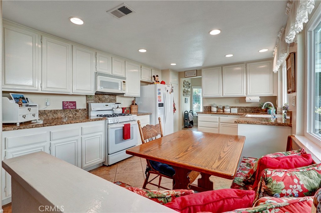 25839 Vaquero Court Property Photo 7