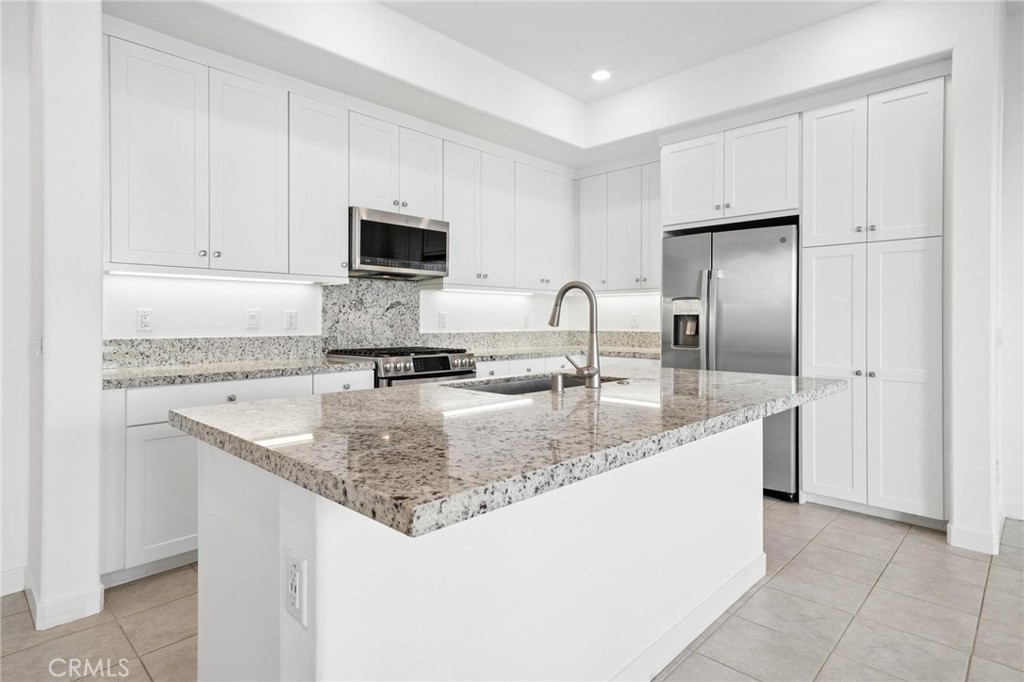 26955 Prospector Road 201 Property Photo 4