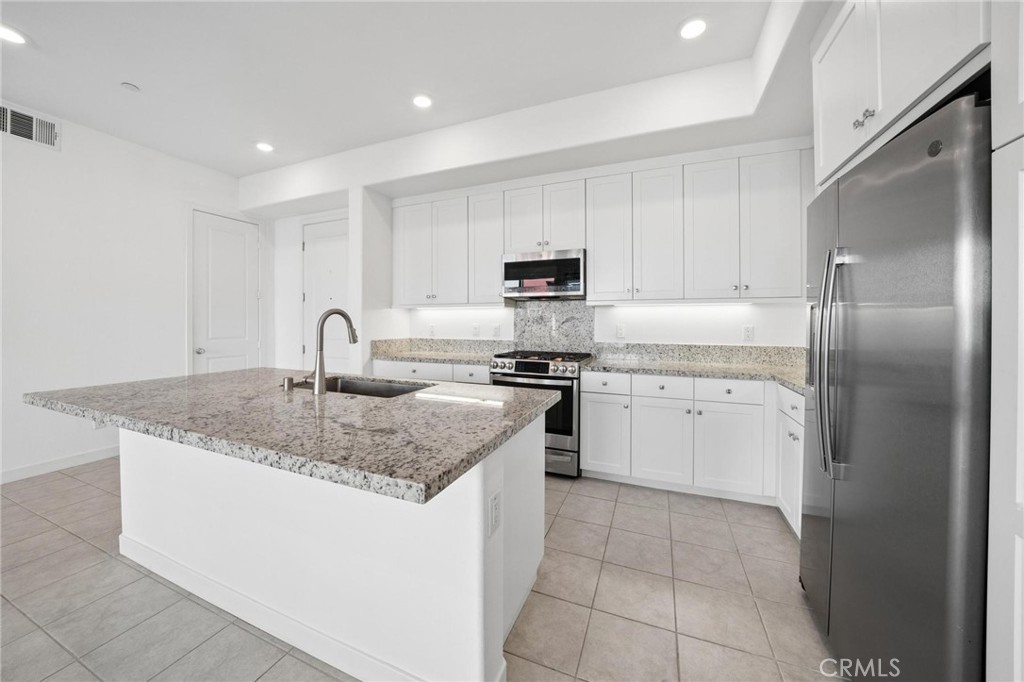 26955 Prospector Road 201 Property Photo 5