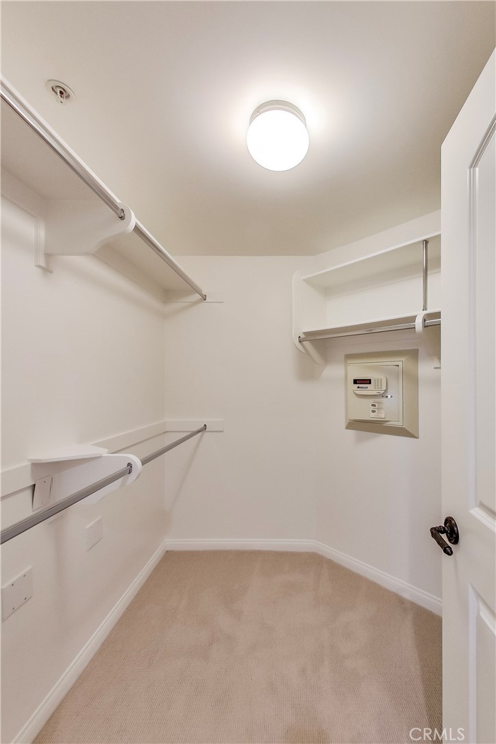 12026 201 Hoffman Street 201 Property Photo 18