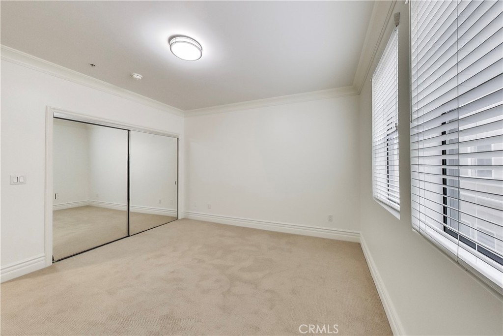 12026 201 Hoffman Street 201 Property Photo 23