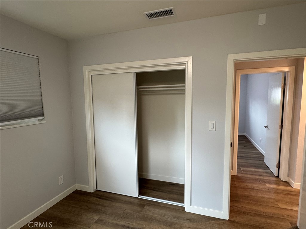 11305 Sheldon Property Photo 17
