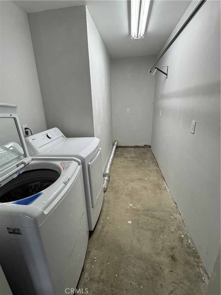 11305 Sheldon Property Photo 27