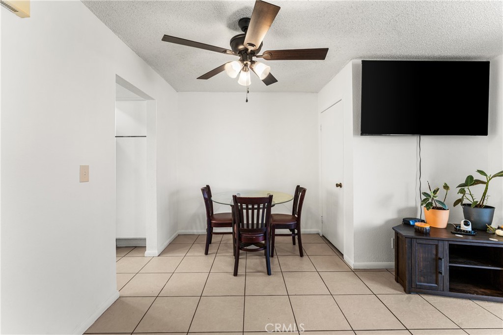 38000 17th E Property Photo 9