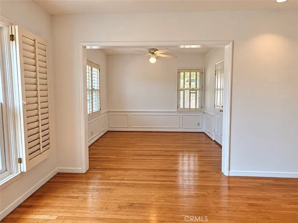 6548 Colbath Property Photo 7