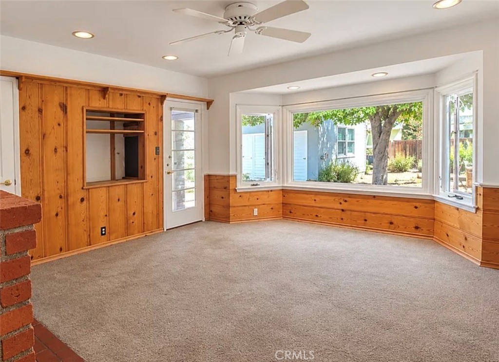 6548 Colbath Property Photo 18
