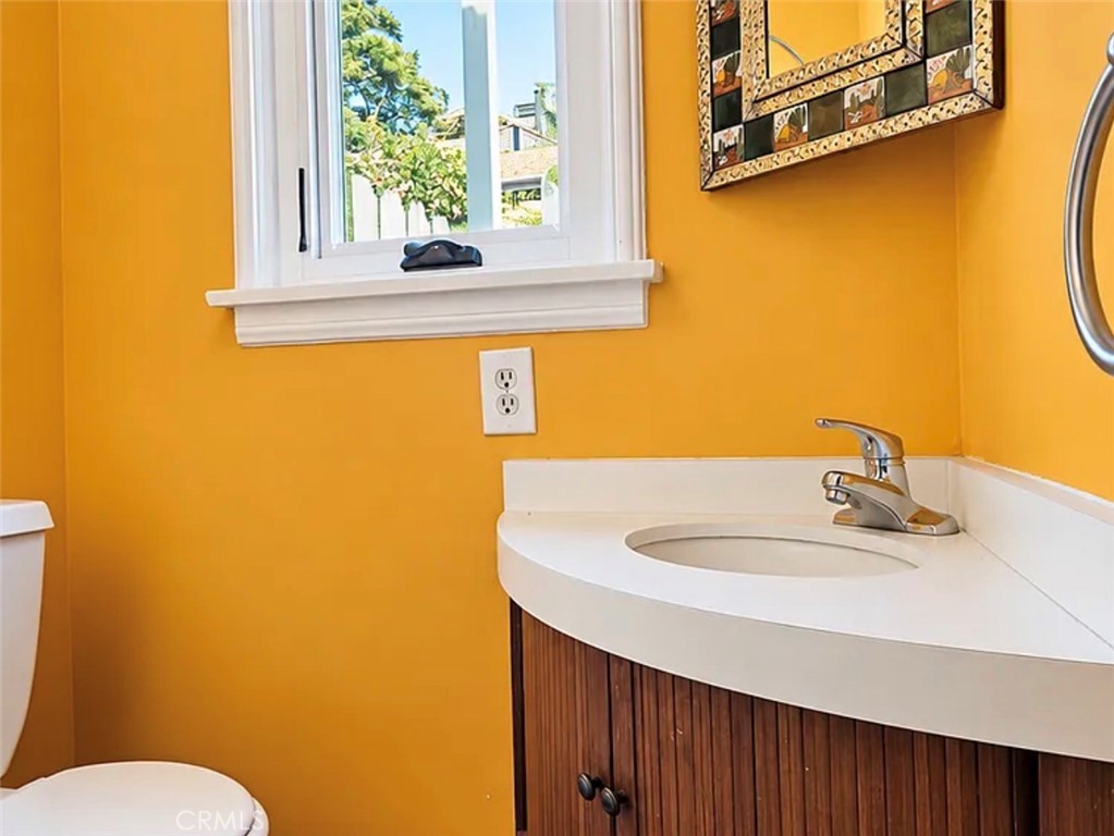6548 Colbath Property Photo 23