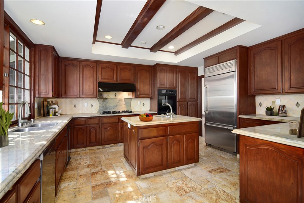 29423 Bertrand Property Photo 9