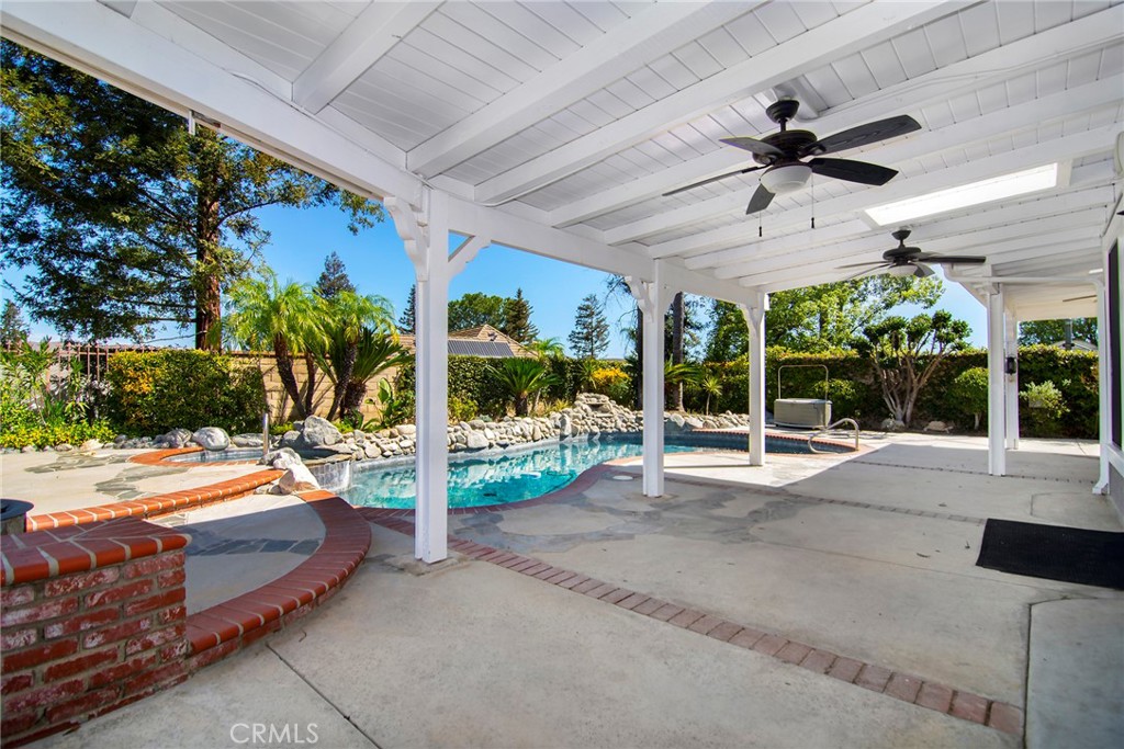 29423 Bertrand Property Photo 12