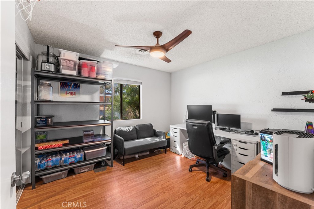 4527 W Avenue L13 Property Photo 16
