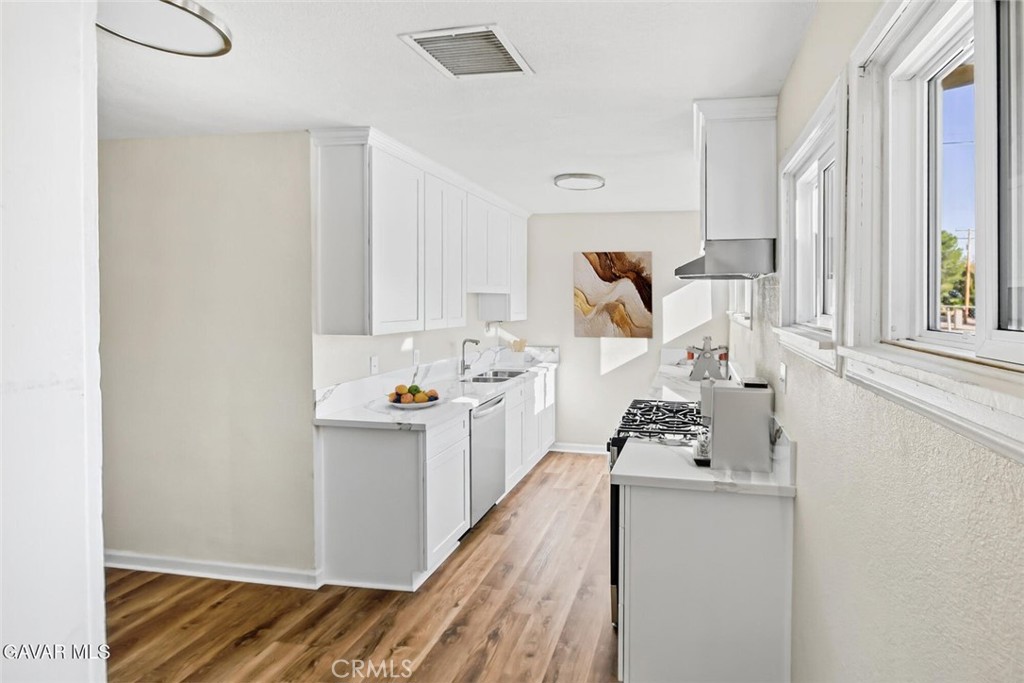 43061 41st Street West W Property Photo 12