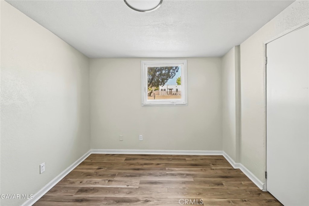 43061 41st Street West W Property Photo 37