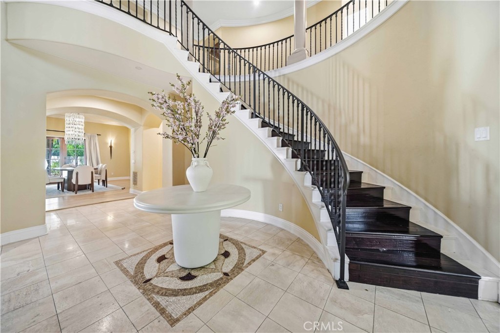 5010 Serena Property Photo 14