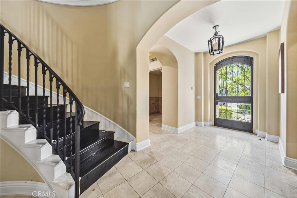 5010 Serena Property Photo 15