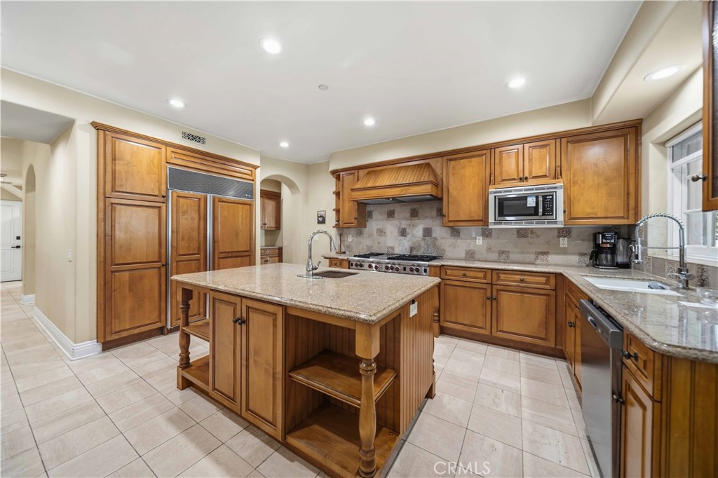 5010 Serena Property Photo 31
